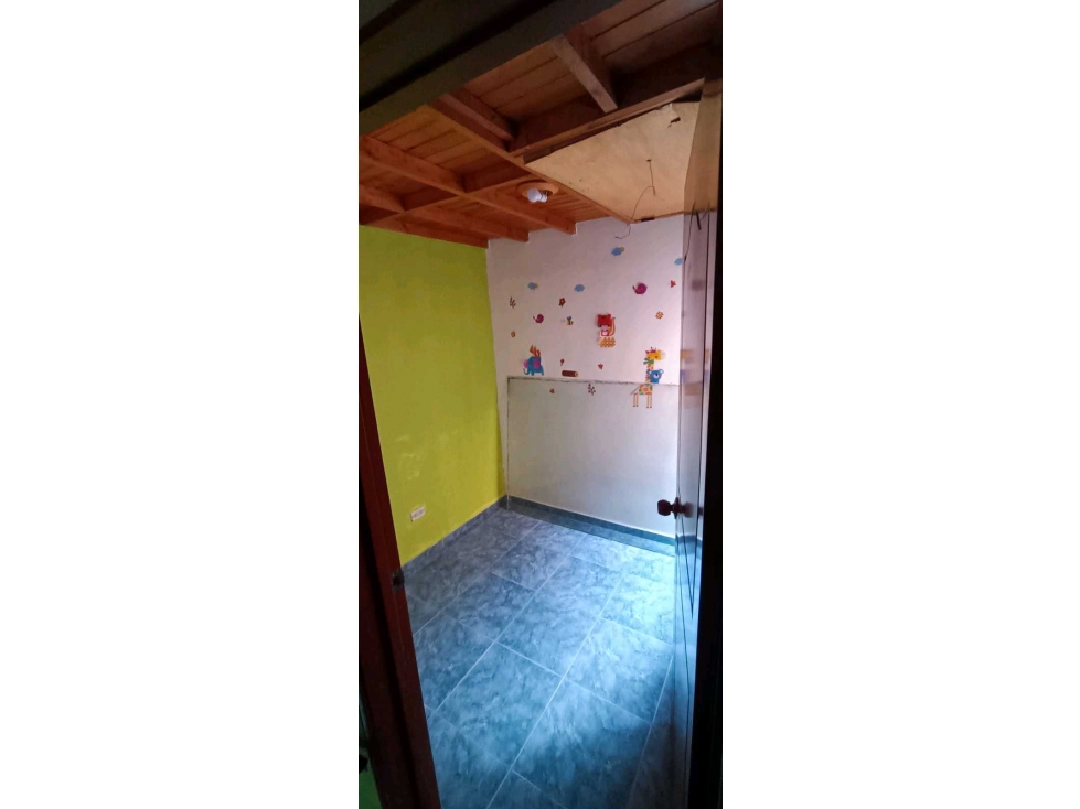 Casa en venta en Castilla, Bogotá · foto 10 de 19