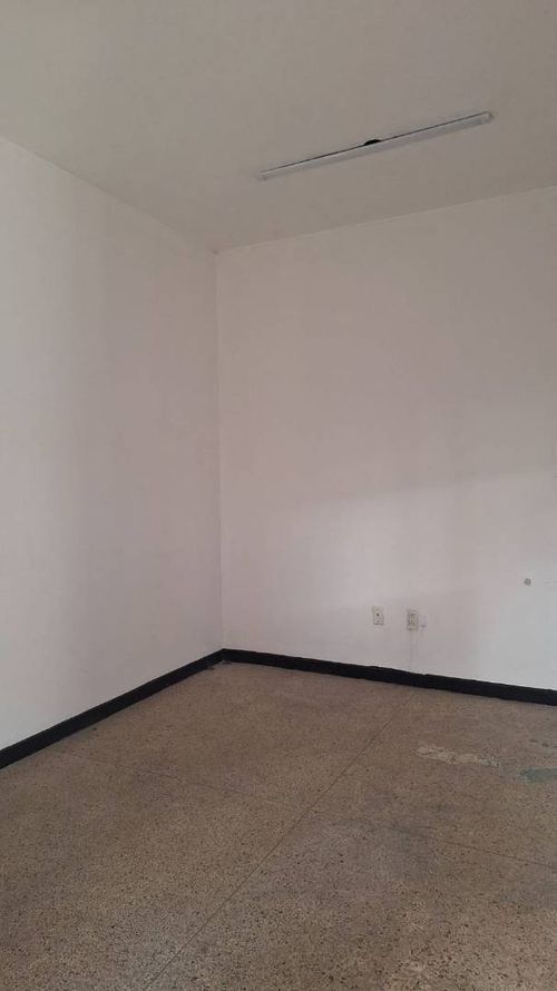 Local en arriendo en Cabecera Del Llano, Bucaramanga, 16 m² · foto 5 de 5
