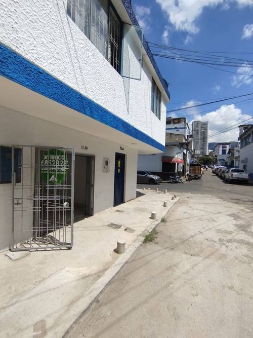 Local en arriendo en Ricaurte, Bucaramanga, 35 m² · foto 2 de 9