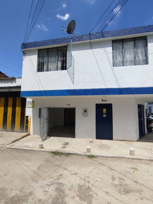 Local en arriendo en Ricaurte, Bucaramanga, 35 m² · foto 3 de 9