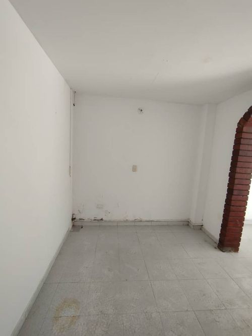 Local en arriendo en Ricaurte, Bucaramanga, 35 m² · foto 6 de 9