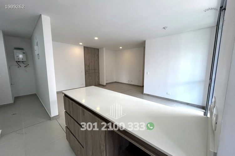 Apartamento de 3 alcobas en arriendo en Loma Del Esmeraldal, Envigado, 85 m² · foto 8 de 24