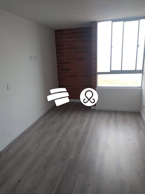 Apartamento de 2 alcobas en venta en Uaecd 007, Soacha, 43 m² · foto 5 de 11