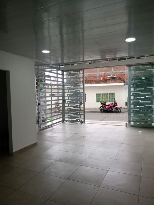Consultorio en arriendo en Campo Verde, Piedecuesta, 66 m² · foto 2 de 6