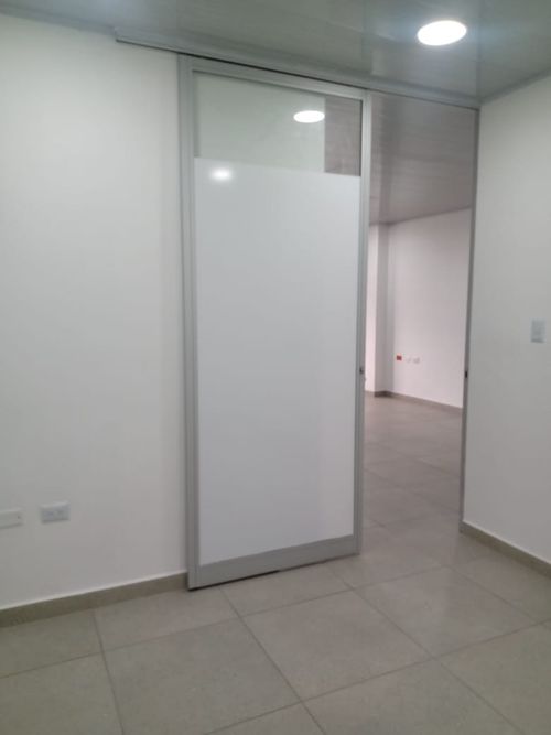 Consultorio en arriendo en Campo Verde, Piedecuesta, 66 m² · foto 4 de 6