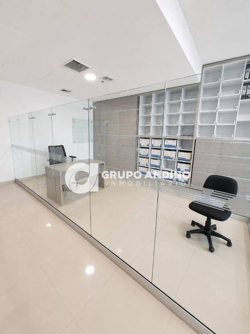 Oficina en arriendo en El Tejar, Bucaramanga, 82 m² · foto 4 de 7
