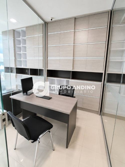 Oficina en arriendo en El Tejar, Bucaramanga, 82 m² · foto 5 de 7