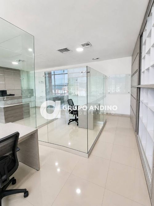Oficina en arriendo en El Tejar, Bucaramanga, 82 m² · foto 6 de 7