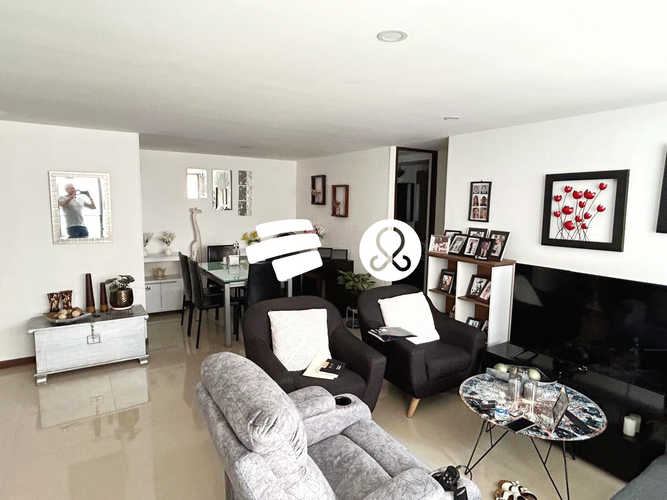 Apartamento de 3 alcobas en venta en Villa Carlota, Medellín, 87 m² · foto 4 de 24