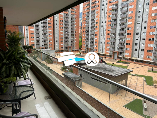 Apartamento de 3 alcobas en venta en Villa Carlota, Medellín, 87 m² · foto 17 de 24