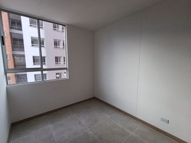 Apartamento de 3 alcobas en arriendo en Los Colegios, Rionegro, 74 m² · foto 7 de 10