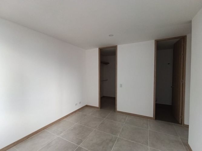 Apartamento de 3 alcobas en arriendo en Los Colegios, Rionegro, 74 m² · foto 10 de 10