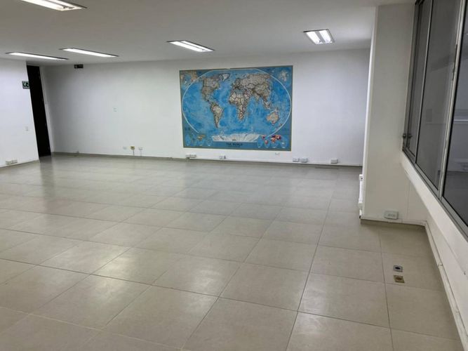 Oficina en arriendo en Los Balsos, Medellín, 98 m² · foto 7 de 15