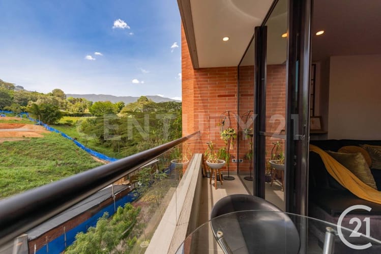 Apartamento de 1 alcoba en venta en Mugá, Envigado, 62 m² · foto 3 de 24
