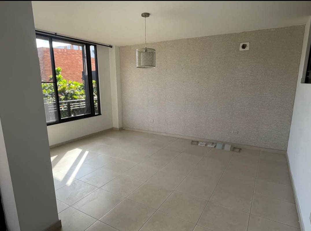 Casa en venta en Aeropuerto, Pereira · foto 7 de 9