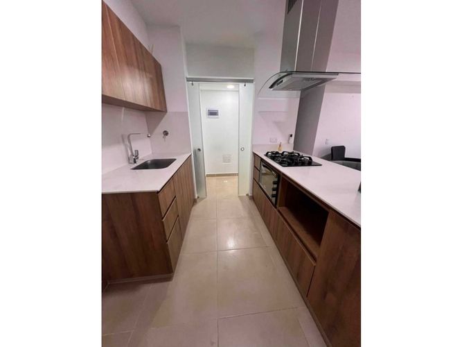 Apartamento de 2 alcobas en venta en Entre Amigos, Sabaneta, 69 m² · foto 6 de 12