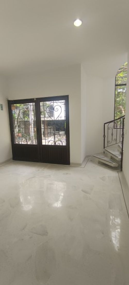 Casa de 12 alcobas en venta en Ciudad Jardin, Cali, 644 m² · foto 9 de 18