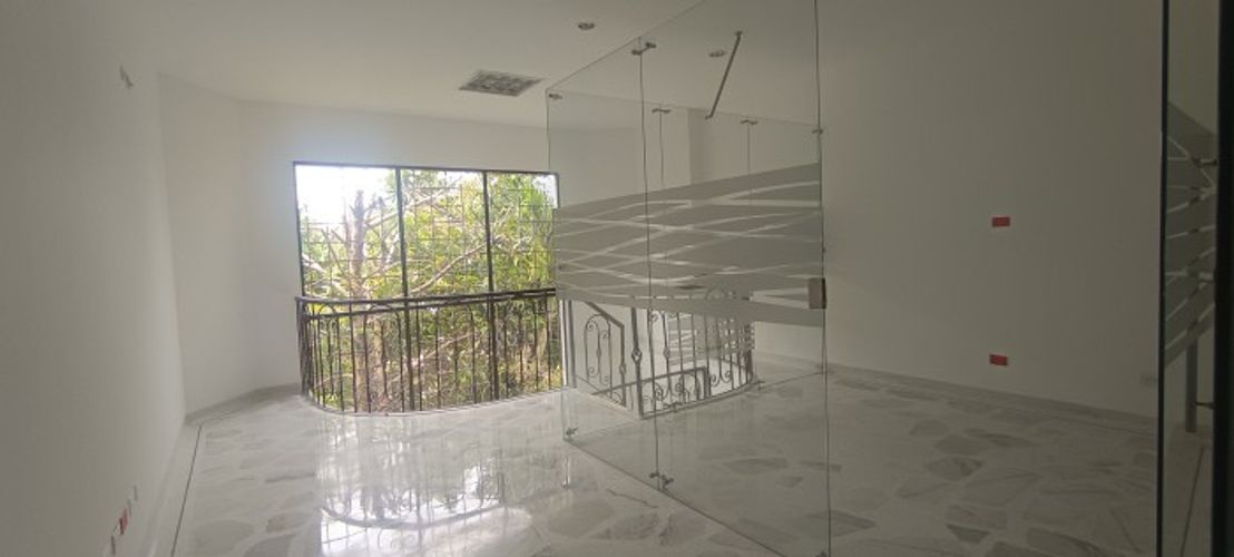 Casa de 12 alcobas en venta en Ciudad Jardin, Cali, 644 m² · foto 10 de 18