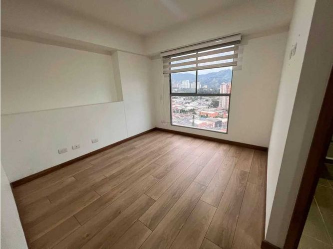 Apartamento de 2 alcobas en venta en Entre Amigos, Sabaneta, 69 m² · foto 10 de 12