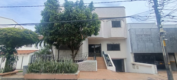 Casa en Arriendo en Ciudad jardin, Cali