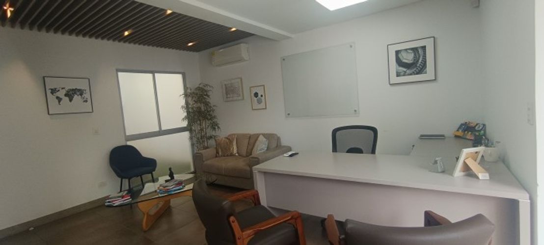 Casa de 9 alcobas en venta en Ciudad Jardin, Cali, 697 m² · foto 16 de 22