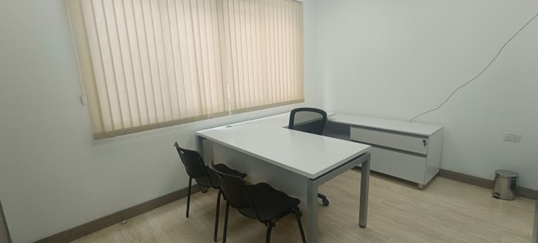 Casa de 9 alcobas en venta en Ciudad Jardin, Cali, 697 m² · foto 18 de 22