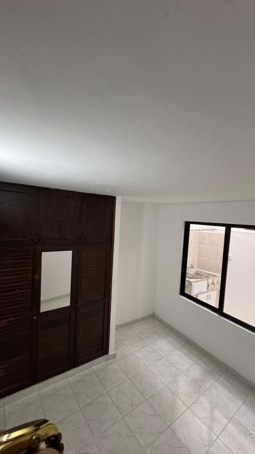 Edificio en venta en Cristobal Colon, Cali, 221 m² · foto 6 de 18