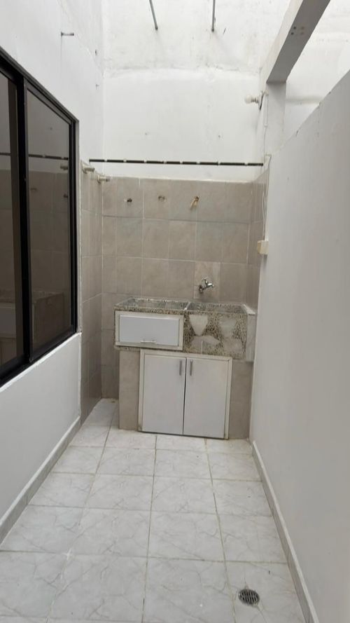 Edificio en venta en Cristobal Colon, Cali, 221 m² · foto 14 de 18