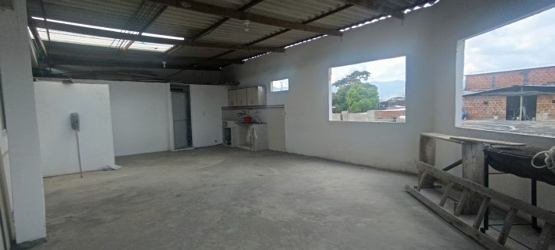 Edificio en venta en Cristobal Colon, Cali, 221 m² · foto 17 de 18