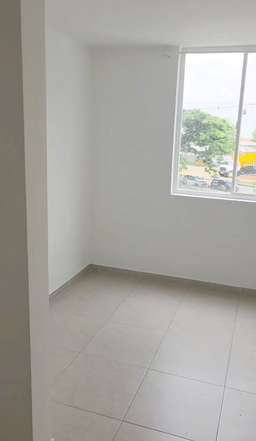 Apartamento de 2 alcobas en venta en Arroyohondo, Yumbo, 58 m² · foto 9 de 12