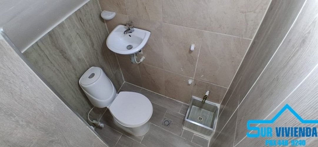 Local en arriendo en Camino Verde, Envigado, 24 m² · foto 5 de 8
