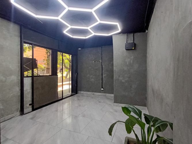 Local en arriendo en Laureles, Medellín, 40 m² · foto 3 de 13