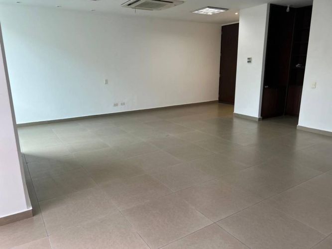 Oficina en arriendo en Los Balsos, Medellín, 56 m² · foto 10 de 18