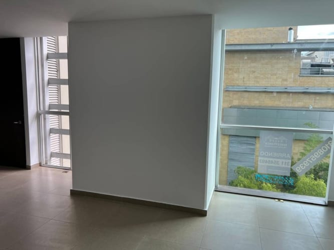 Oficina en arriendo en Los Balsos, Medellín, 56 m² · foto 11 de 18