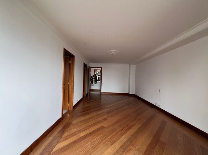 Apartamento de 4 alcobas en venta en El Poblado, Medellín, 660 m² · foto 10 de 20