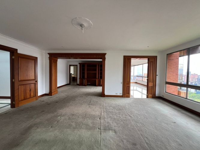 Apartamento de 4 alcobas en venta en El Poblado, Medellín, 660 m² · foto 14 de 20