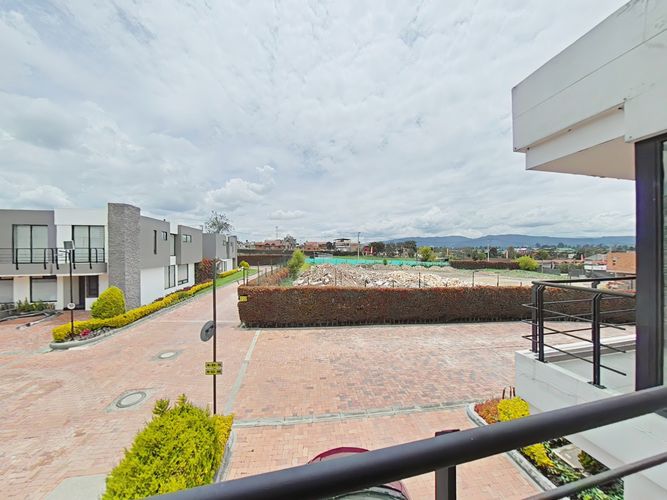 Casa de 3 alcobas en venta en Pueblo Viejo, Cota, 197 m² · foto 20 de 20