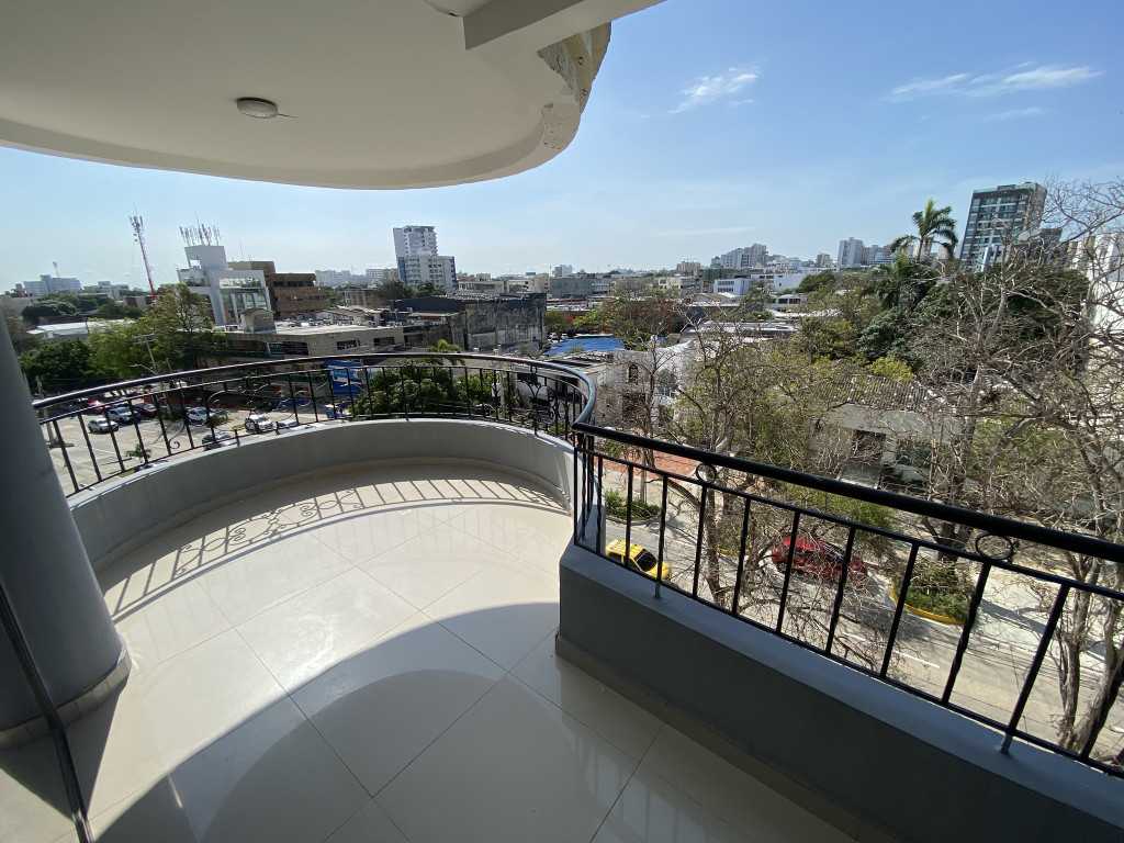 Apartamento en venta en Altos Del Prado, Barranquilla · foto 4 de 18