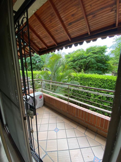 Casa de 5 alcobas en venta en San Joaquin, Cali, 157 m² · foto 10 de 18