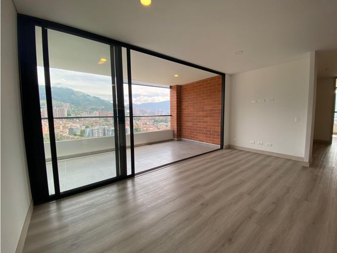 Apartamento de 2 alcobas en arriendo en Loma De Las Brujas, Medellín, 80 m² · foto 4 de 19