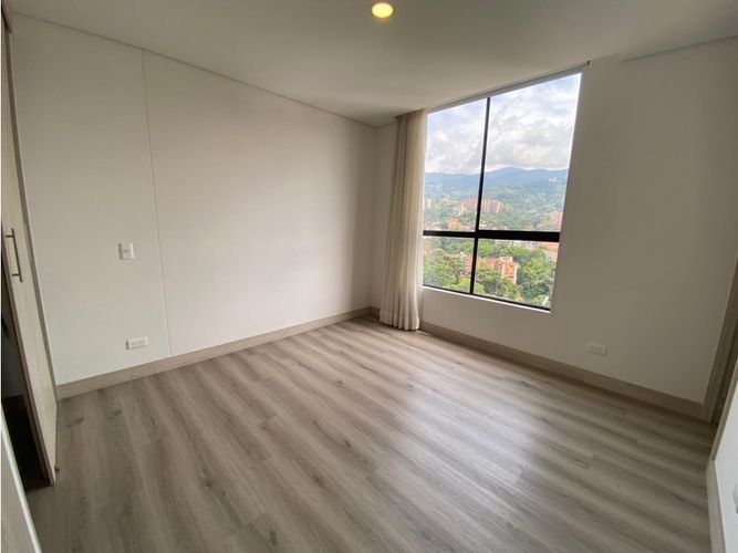 Apartamento de 2 alcobas en arriendo en Loma De Las Brujas, Medellín, 80 m² · foto 17 de 19
