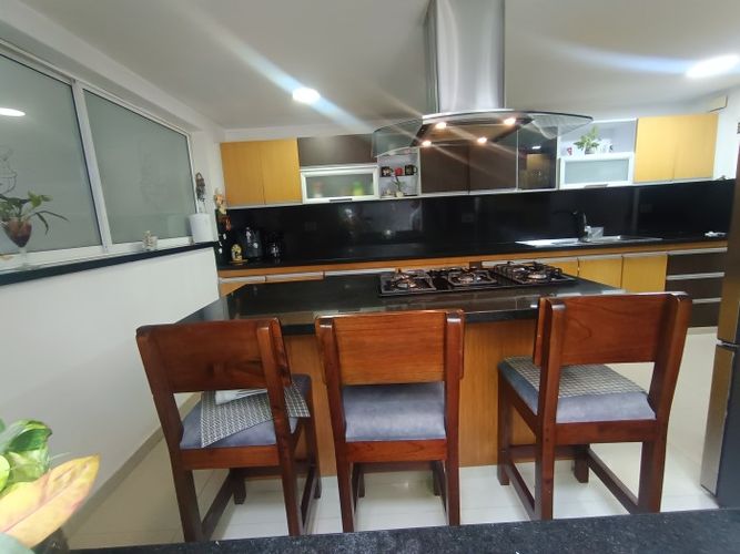 Casa de 3 alcobas en venta en Nueva Tequendama, Cali, 264 m² · foto 9 de 20