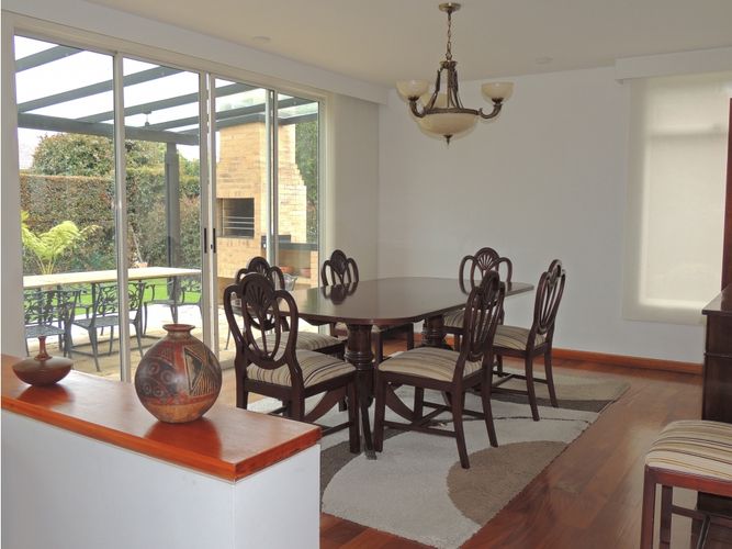 Casa de 5 alcobas en venta en Santa Ana De Chia, Chía, 340 m² · foto 4 de 24