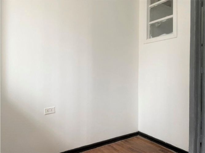 Apartamento de 2 alcobas en venta en Santafé, Bogotá, 66 m² · foto 10 de 16