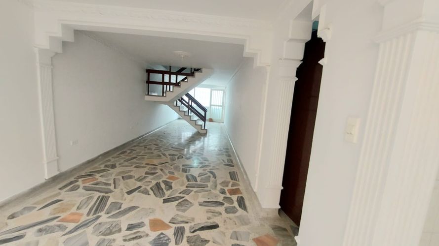 Casa en venta en La Capillana, Cúcuta · foto 3 de 24