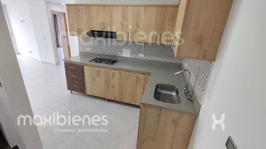 Apartamento de 3 alcobas en arriendo en Gualcala, Apartado, 77 m² · foto 2 de 13