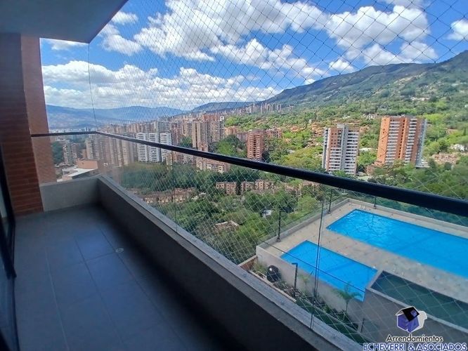 Apartamento de 3 alcobas en arriendo en Loma Del Escobero, Envigado, 111 m² · foto 10 de 10