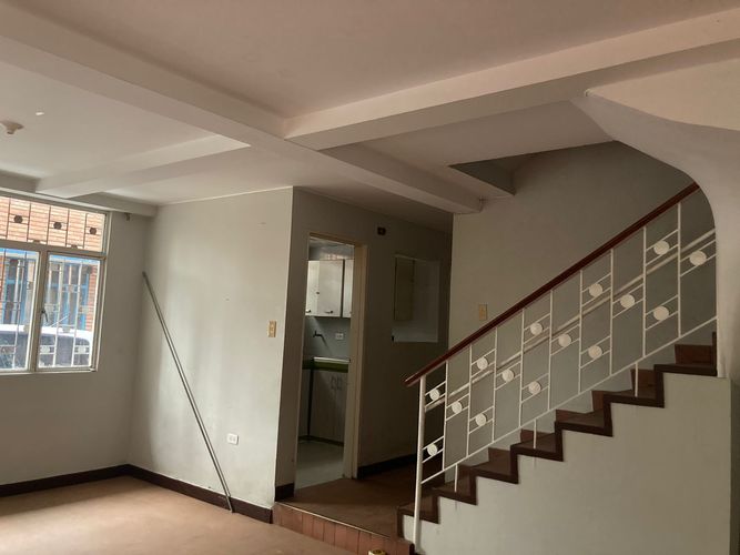 Casa de 8 alcobas en venta en Roma, Bogotá, 220 m² · foto 3 de 22