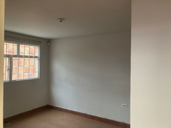 Casa de 8 alcobas en venta en Roma, Bogotá, 220 m² · foto 16 de 22