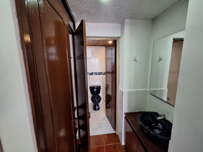 Apartamento de 3 alcobas en venta en Ciudad Jardin Sur, Bogotá, 63 m² · foto 8 de 10